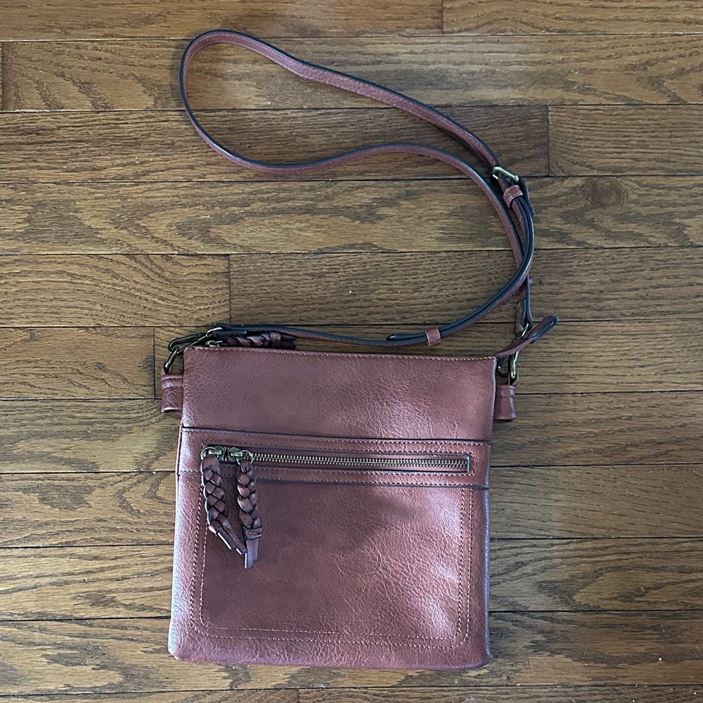 NWOT Market & Spruce Faux Leather Crossbody Purse